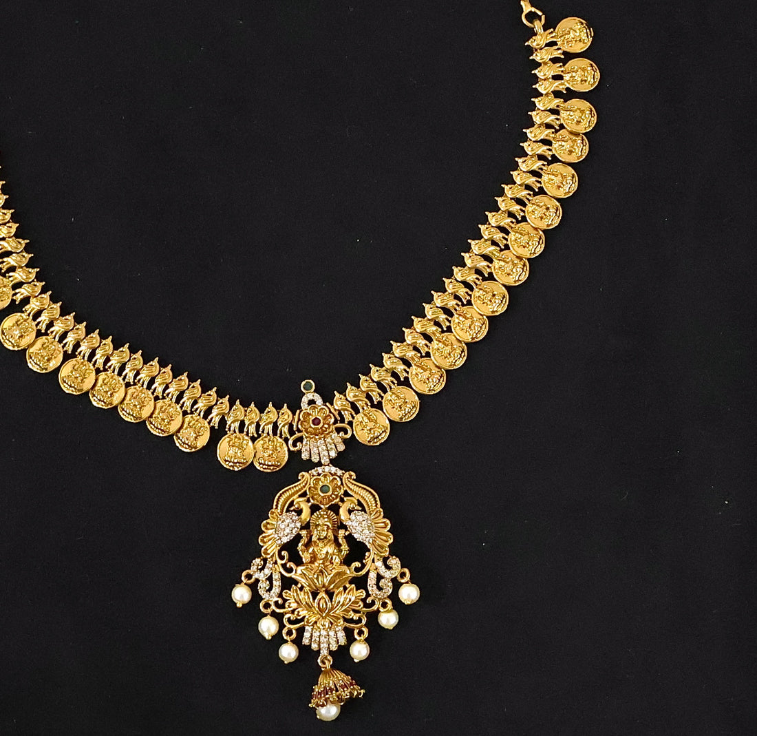 Lakshmi Grace Necklace Set