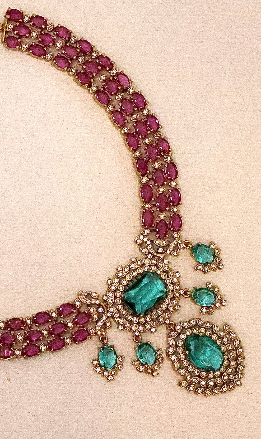 Indrani Luxe Necklace Set