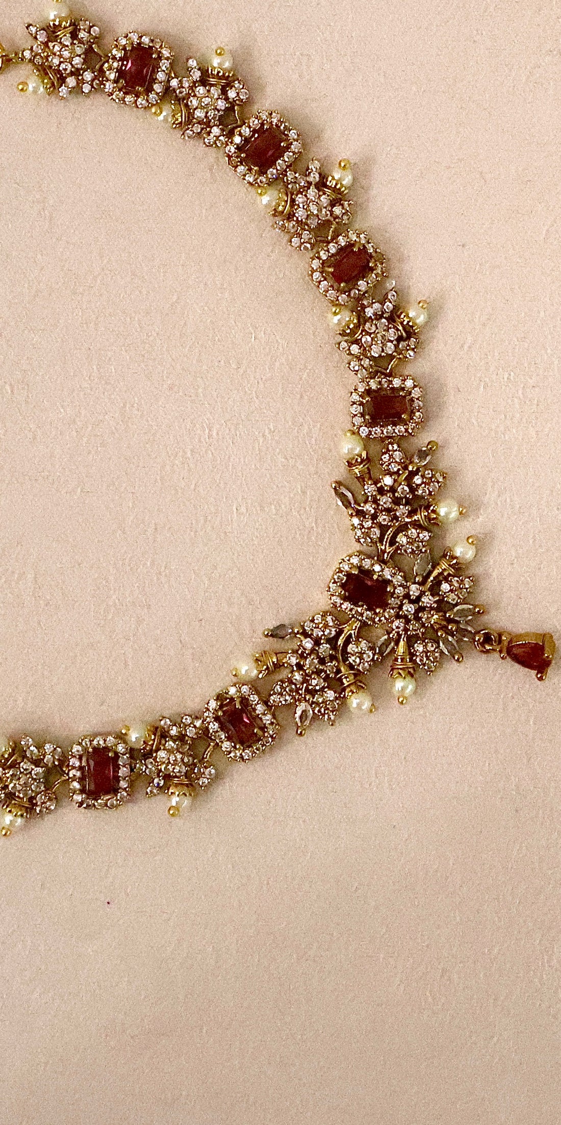 Enchanted Arasi Necklace Set