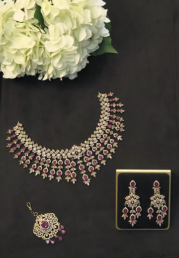 Royal Vine Collection